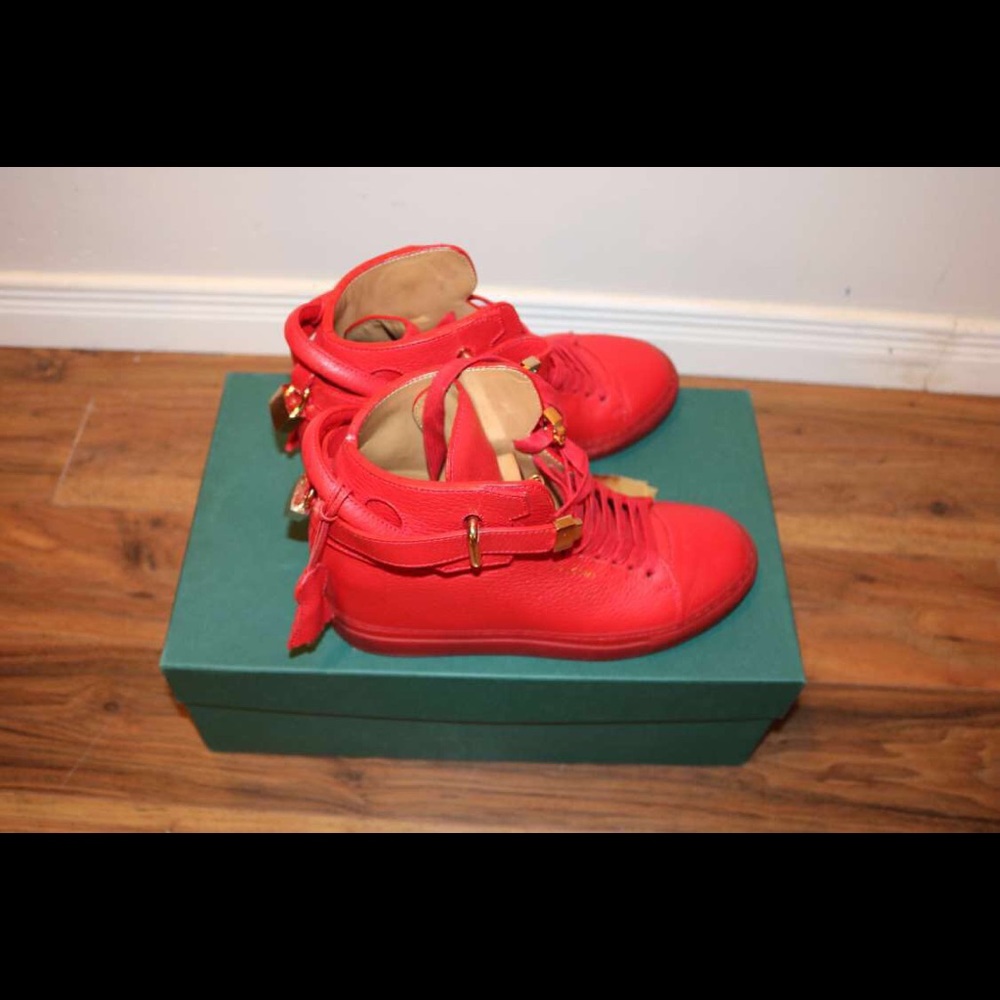 COPY - Lady Buscemi Sneakers